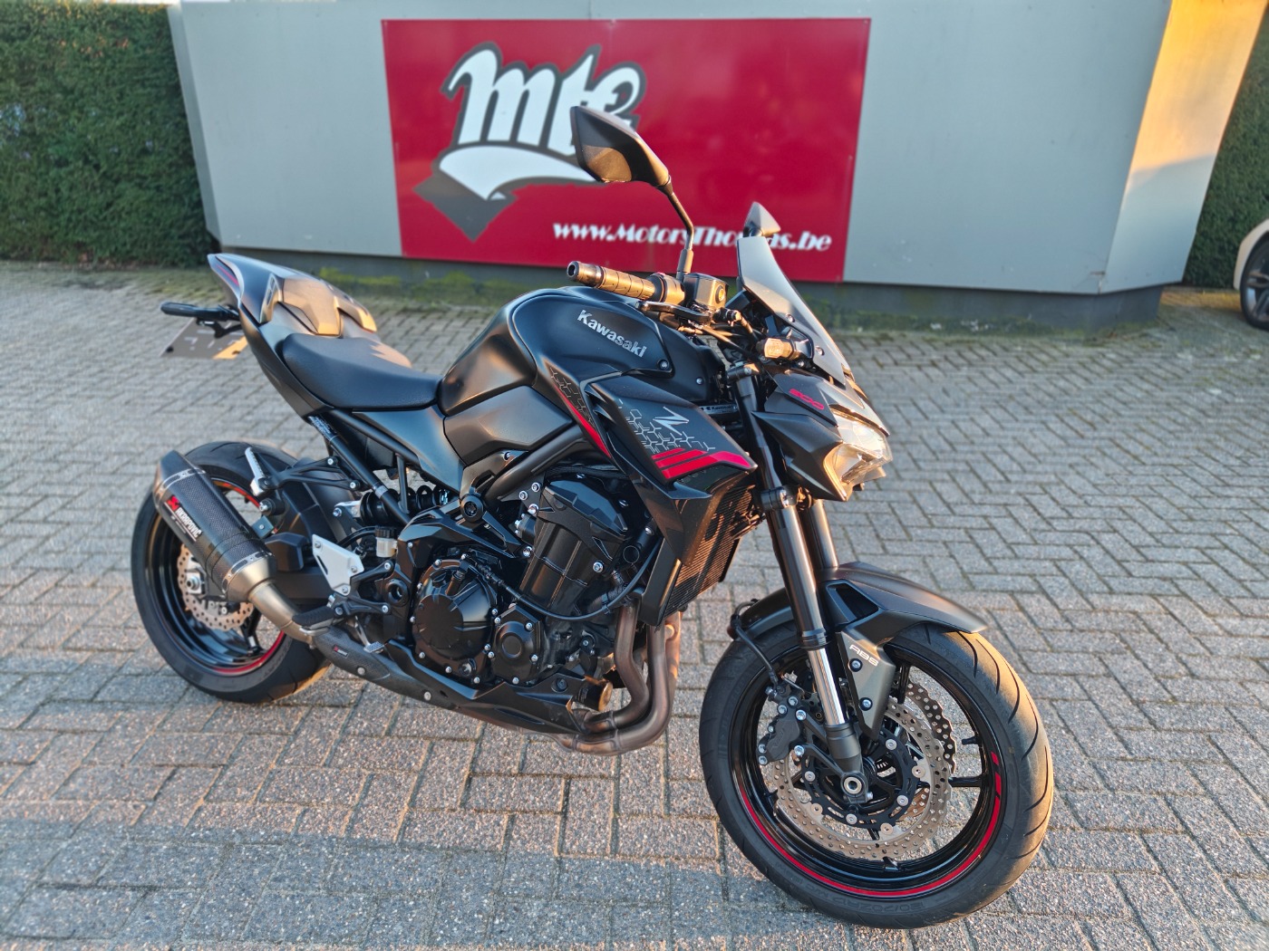 Z900 Performance zwart