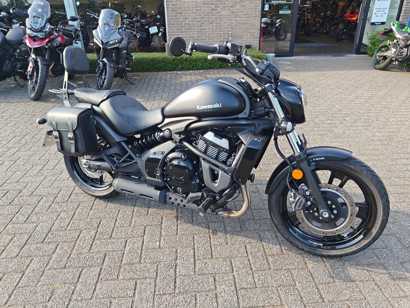 Vulcan S 650 Matt Black
