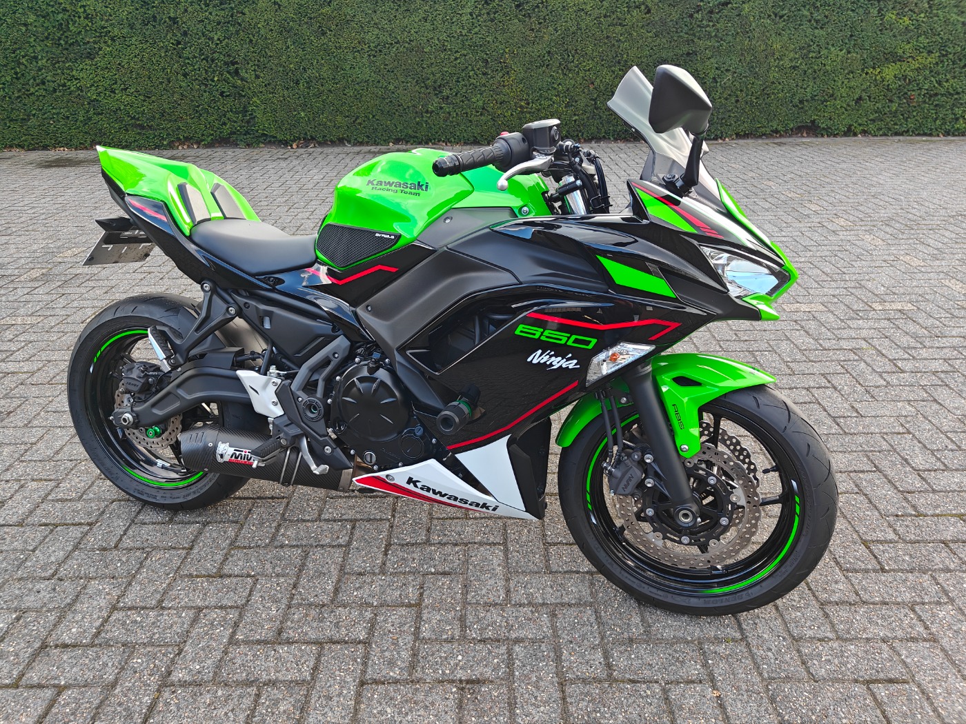 Ninja 650 KRT