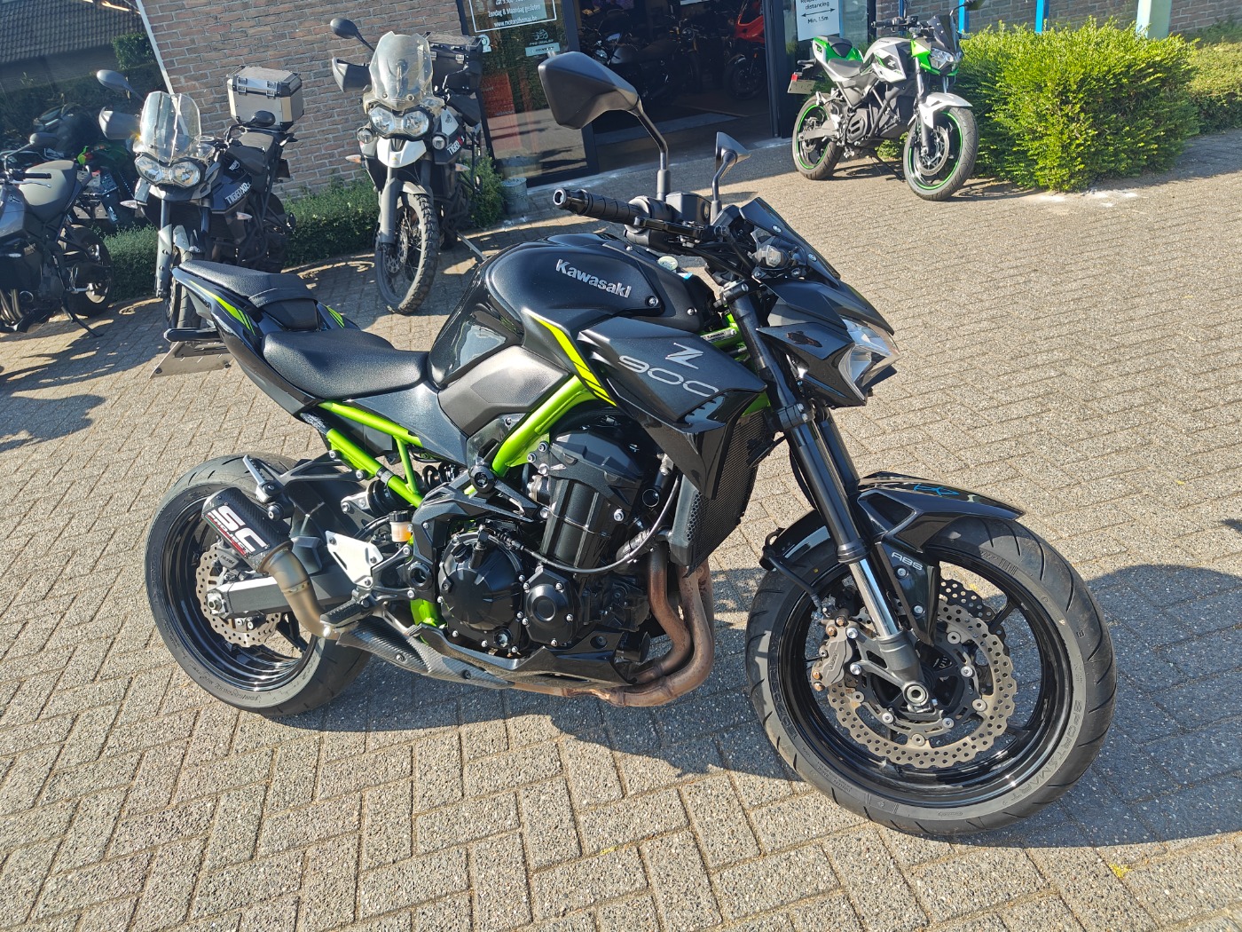 Z900