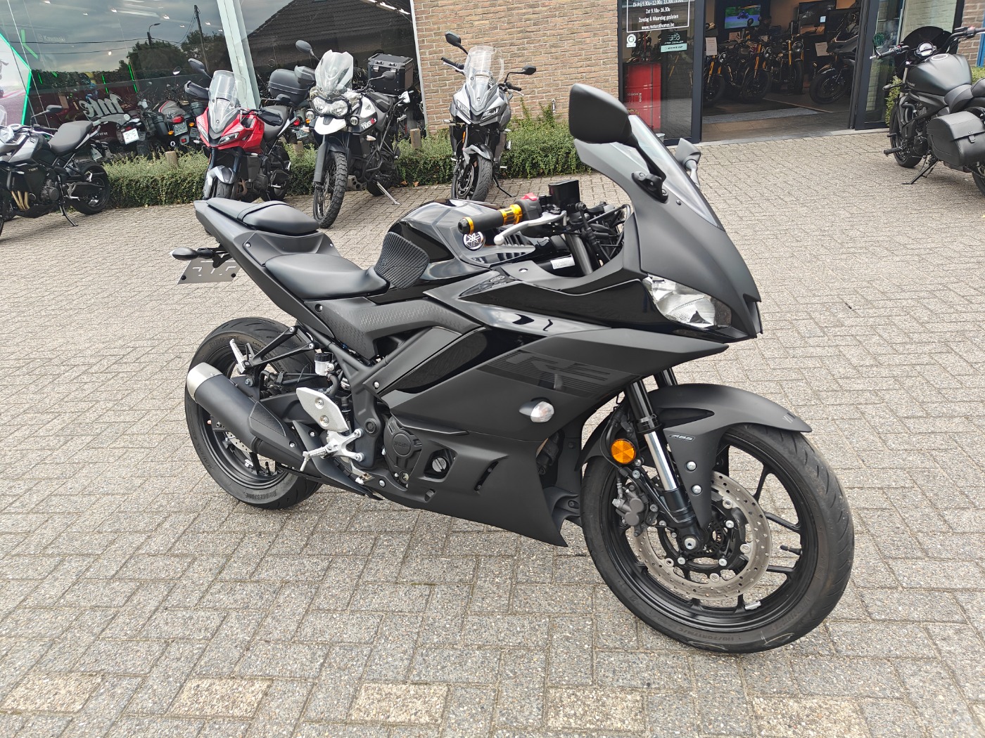 YZF-R3