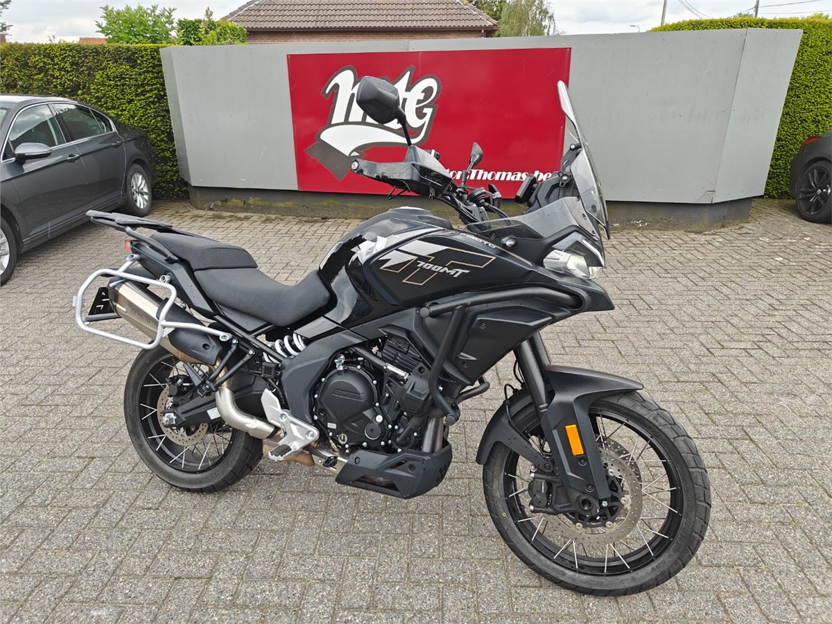 MT 700