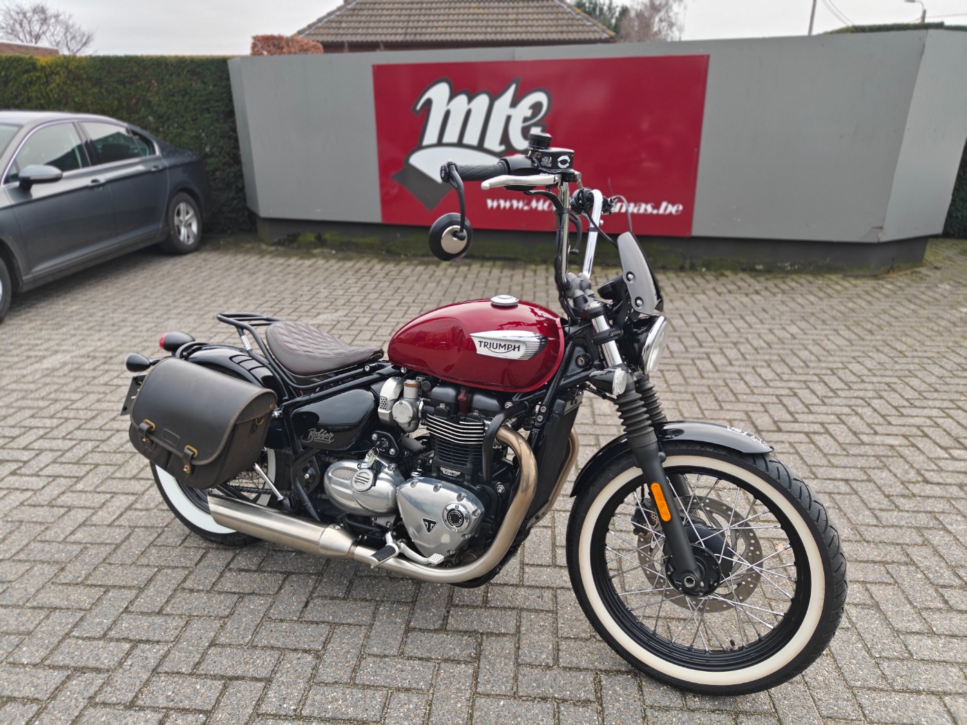 Bonneville Bobber 1200