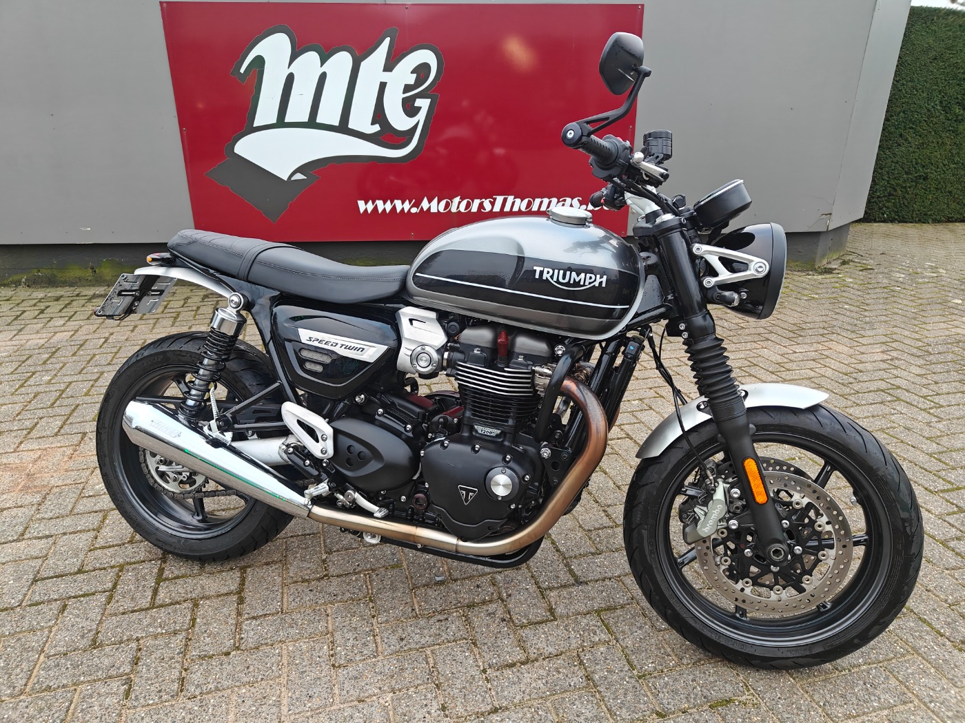 Speed Twin 1200 Graphite